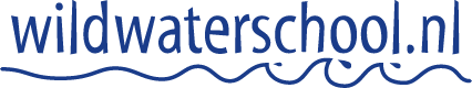 Logo van Wildwaterschool.nl met blauwe watergolf